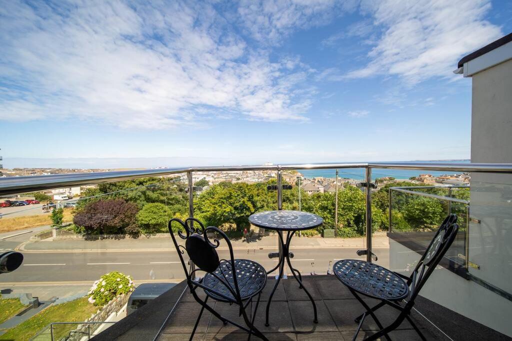 Newquay Sunset & Sea View Apartment In Town Centre Exterior photo